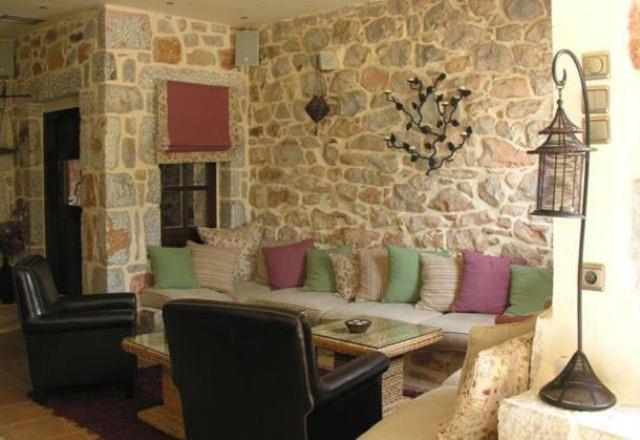 Apartament Katafigi *